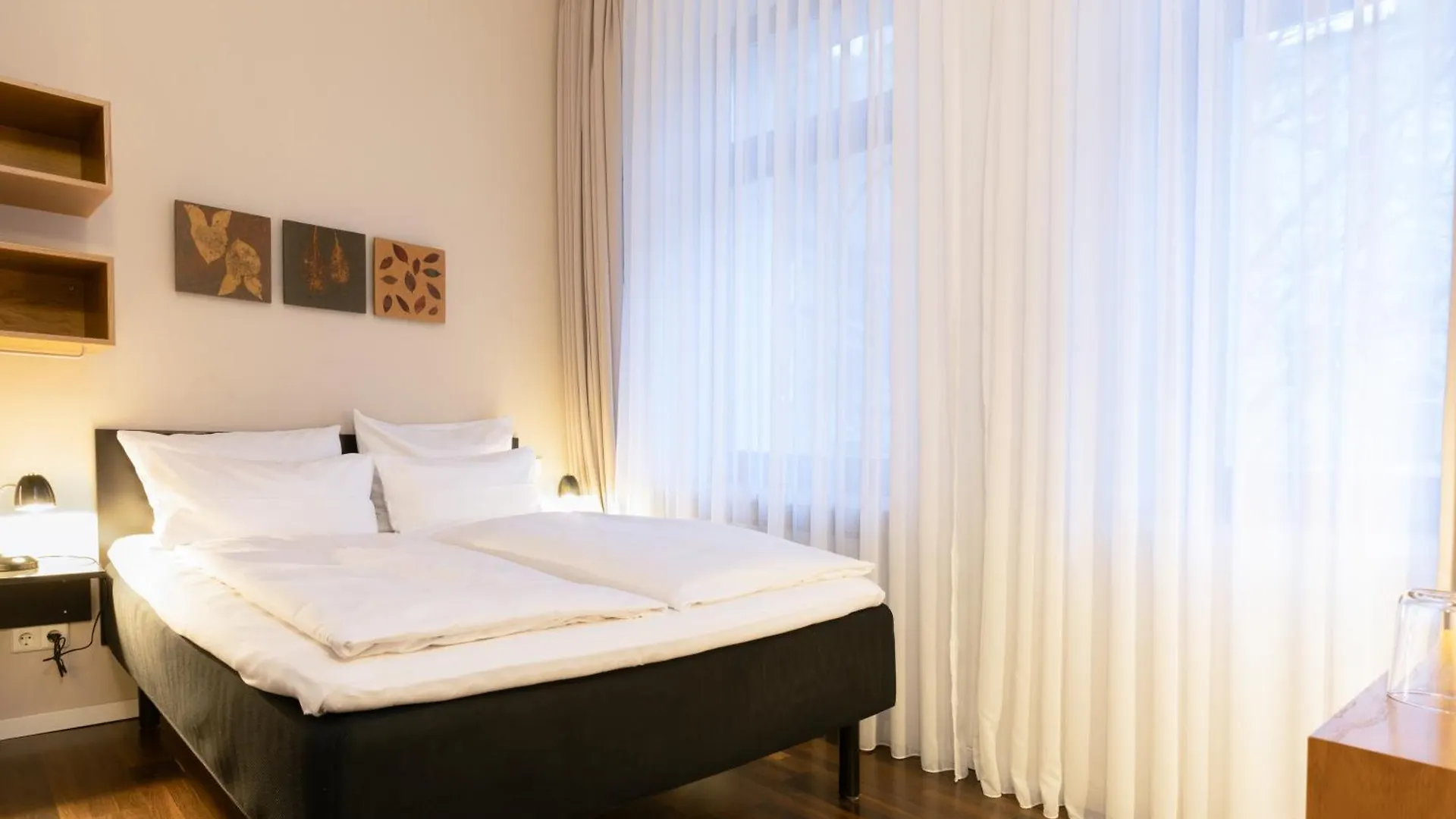 Hotel Johann Berlin 3*,