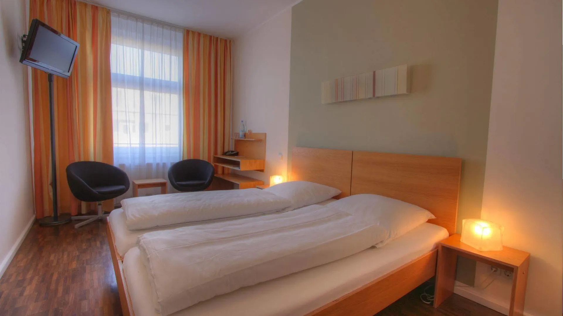 Hotel Johann Berlin 3*,